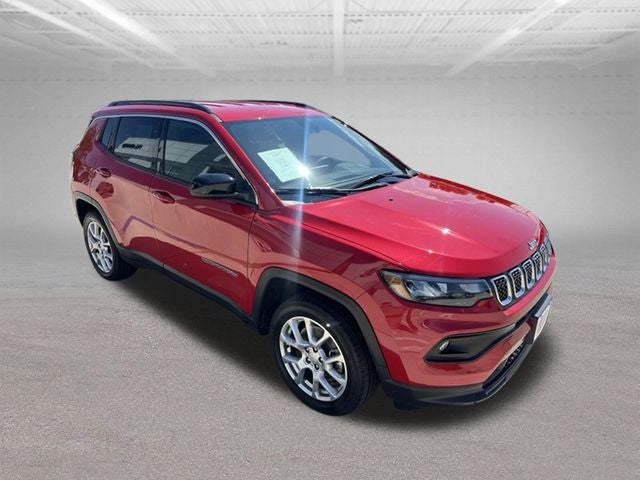 2023 Jeep Compass Latitude Lux